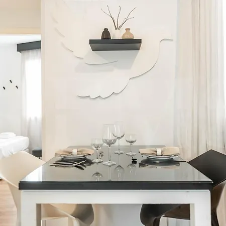 Inviting Duplex In Front Of Picasso Museum By Rems Málaga