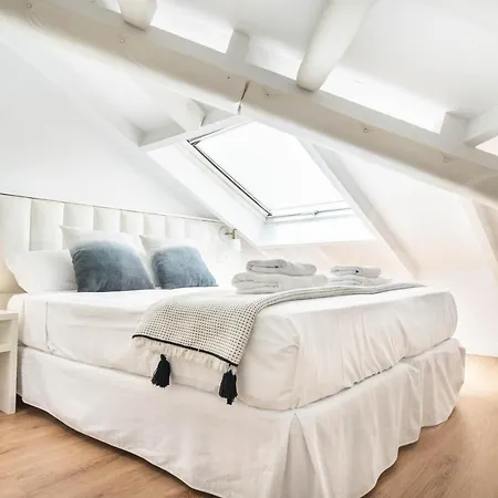 Apartamento Inviting Duplex In Front Of Picasso Museum By Rems *